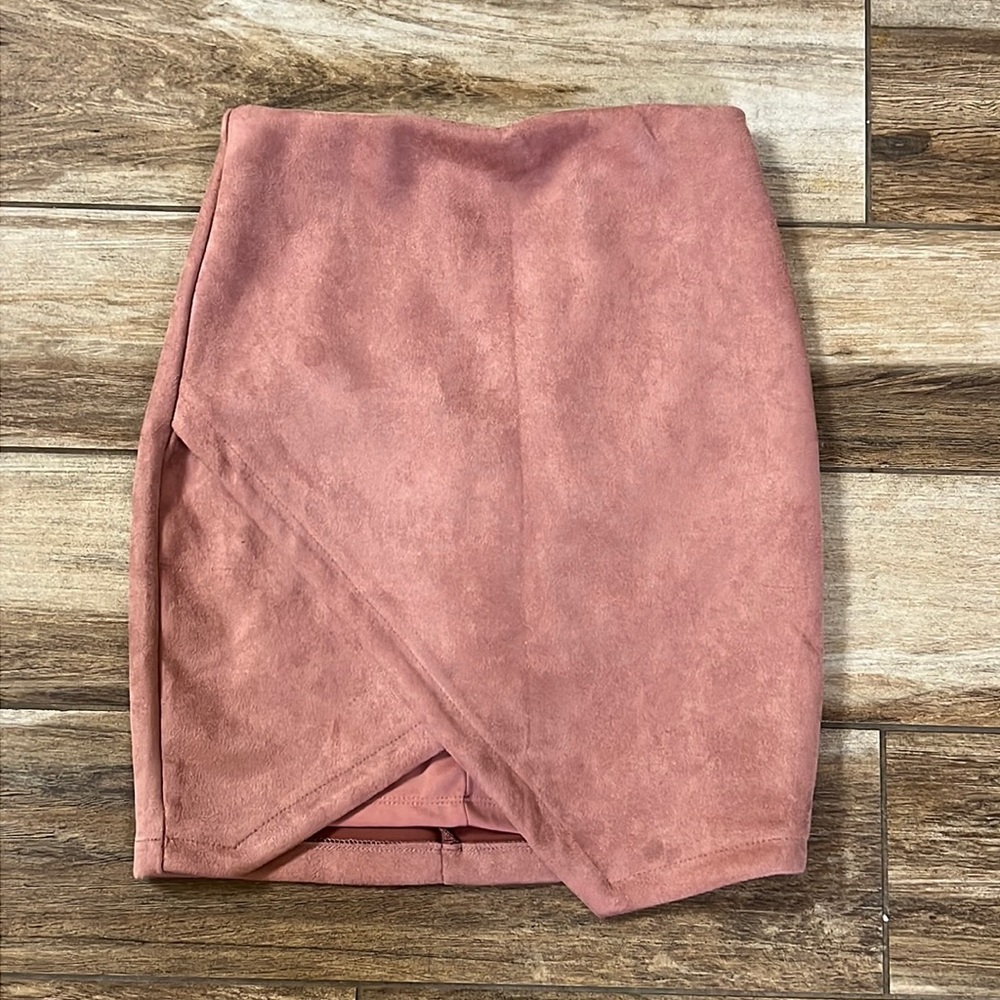 Seek the label pink faux suede mini skirt - Picture 1 of 5